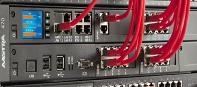 MiVoice400-MiVoice-400-3cx-serveurs-communications-unifiees-ucc-solutions-voip-telephonie-telephone-entreprise-PME-professionnelle-central